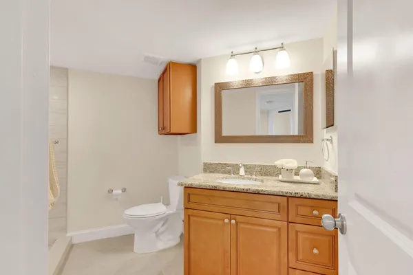 $1,800 | 1558 Southeast Royal Green Circle, Unit 101, Port St. Lucie, FL 34952