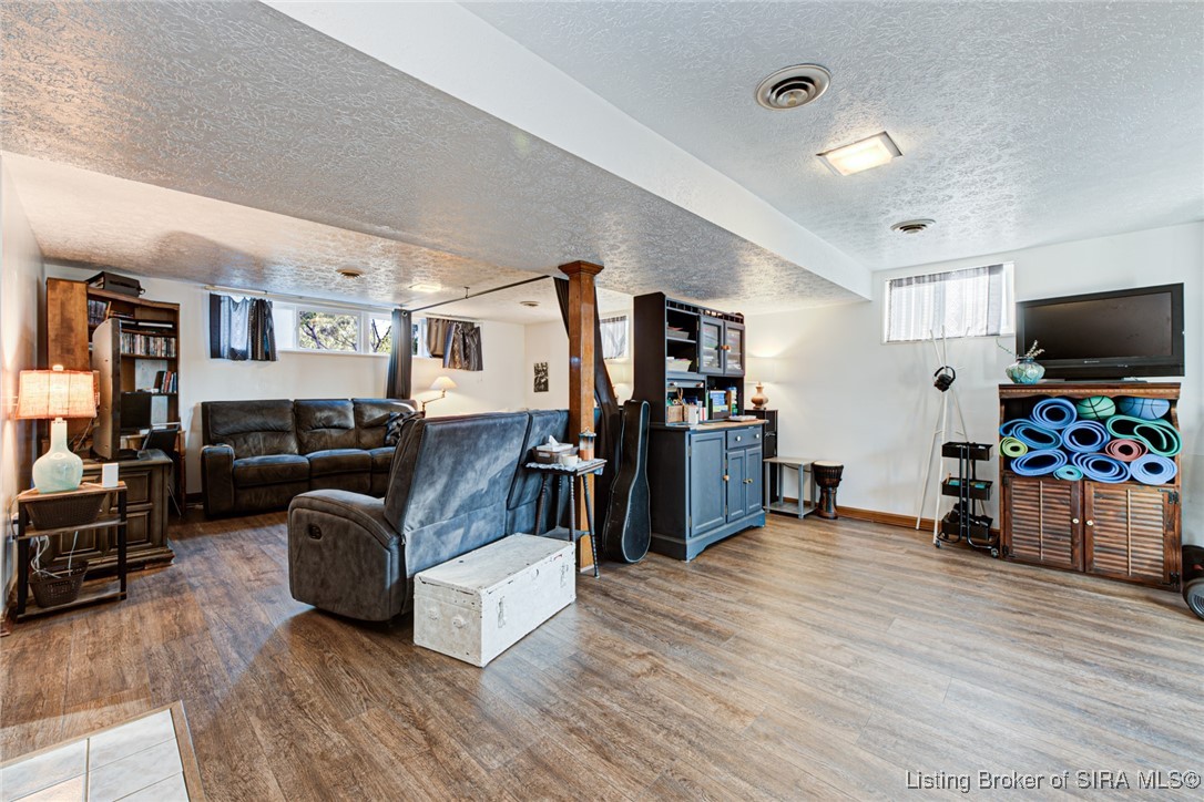 7321 Frank Ott Road Georgetown, IN 47122 - Photo 21 of 38 Gallery Image 21