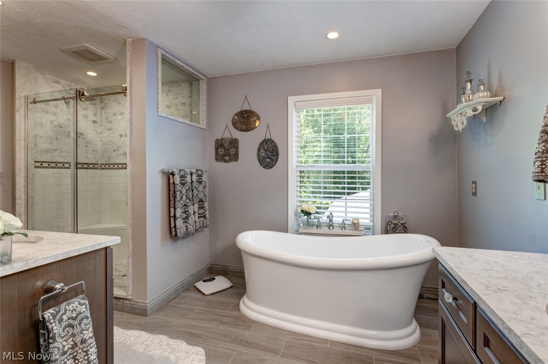 8235 Bellflower Road Mentor, OH 44060 - Photo 23 of 34 Gallery Image 23