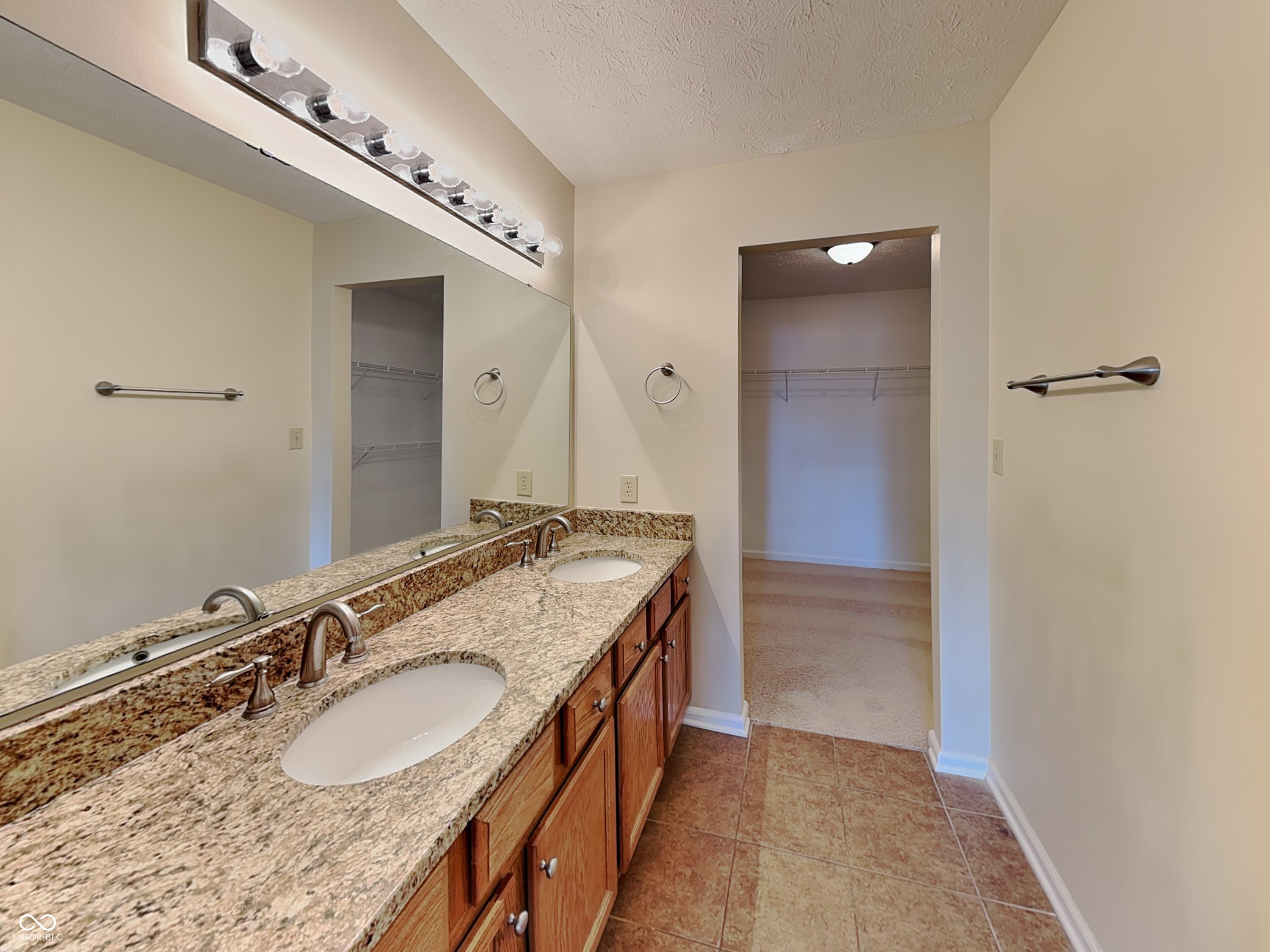 13006 Quarterback Lane Fishers, IN 46037 - Photo 11 of 23