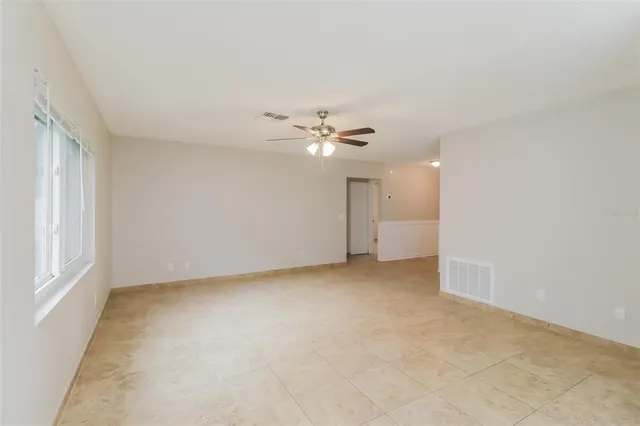 $2,245 | 10003 Turkey Trot Place, Tampa, FL 33637