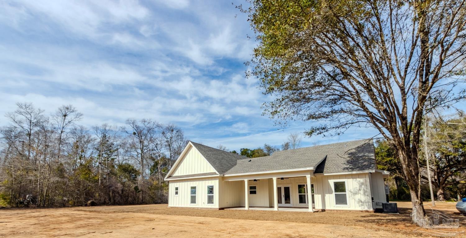 3185 Daybreak Lane Milton, FL 32571 - Photo 2 of 29