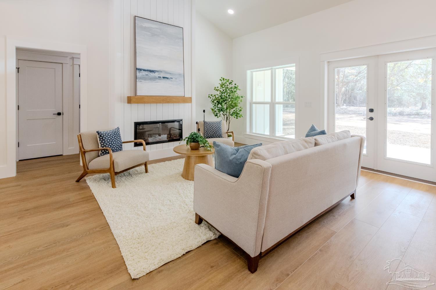 3185 Daybreak Lane Milton, FL 32571 - Photo 6 of 29