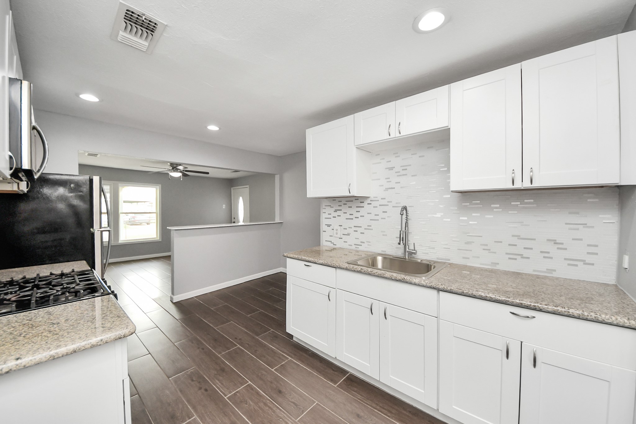 6606 Force Street Houston, TX 77020 - Photo 10 of 33