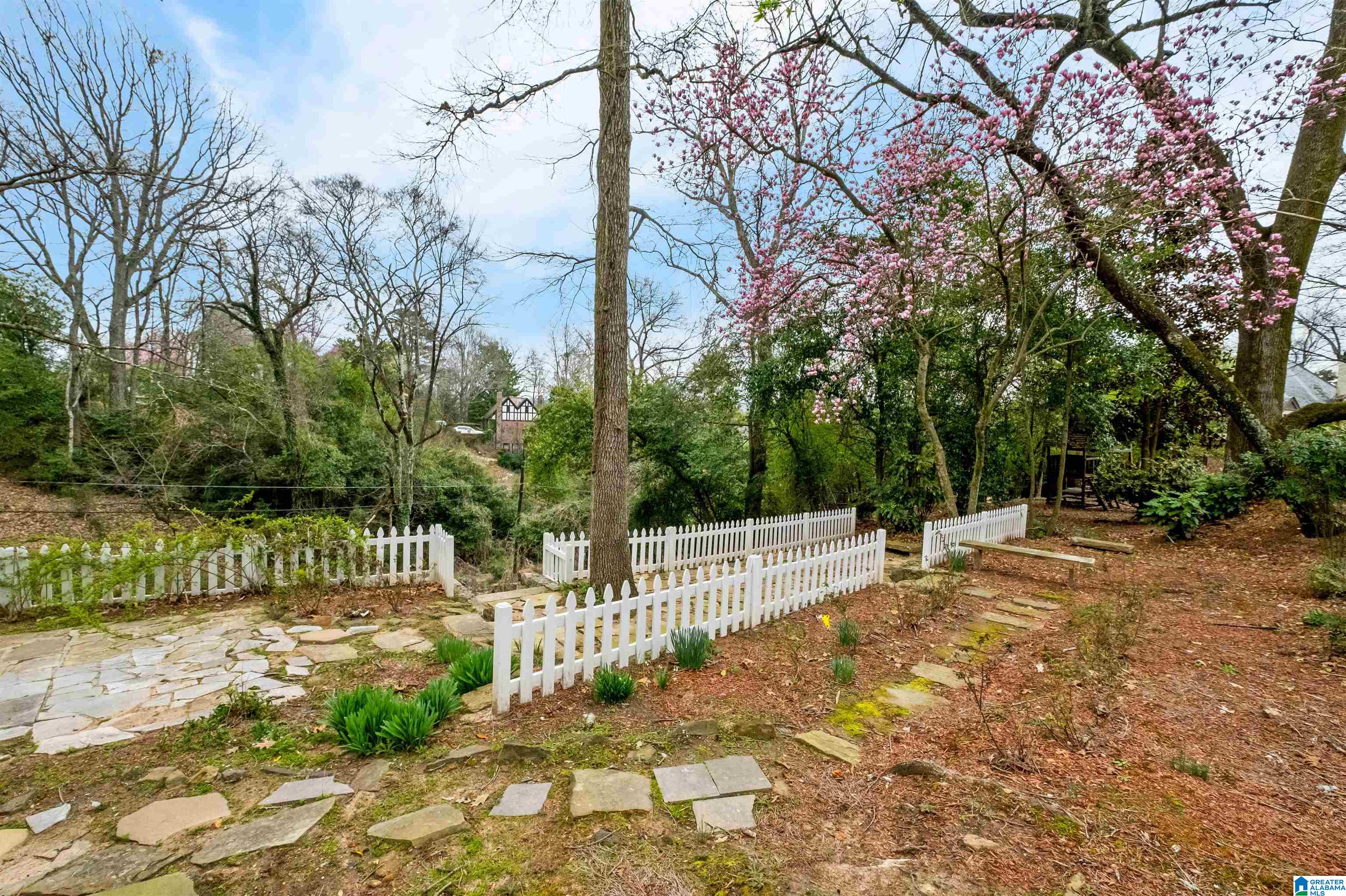 3515 Redmont Road Birmingham, AL 35213 - Photo 67 of 68
