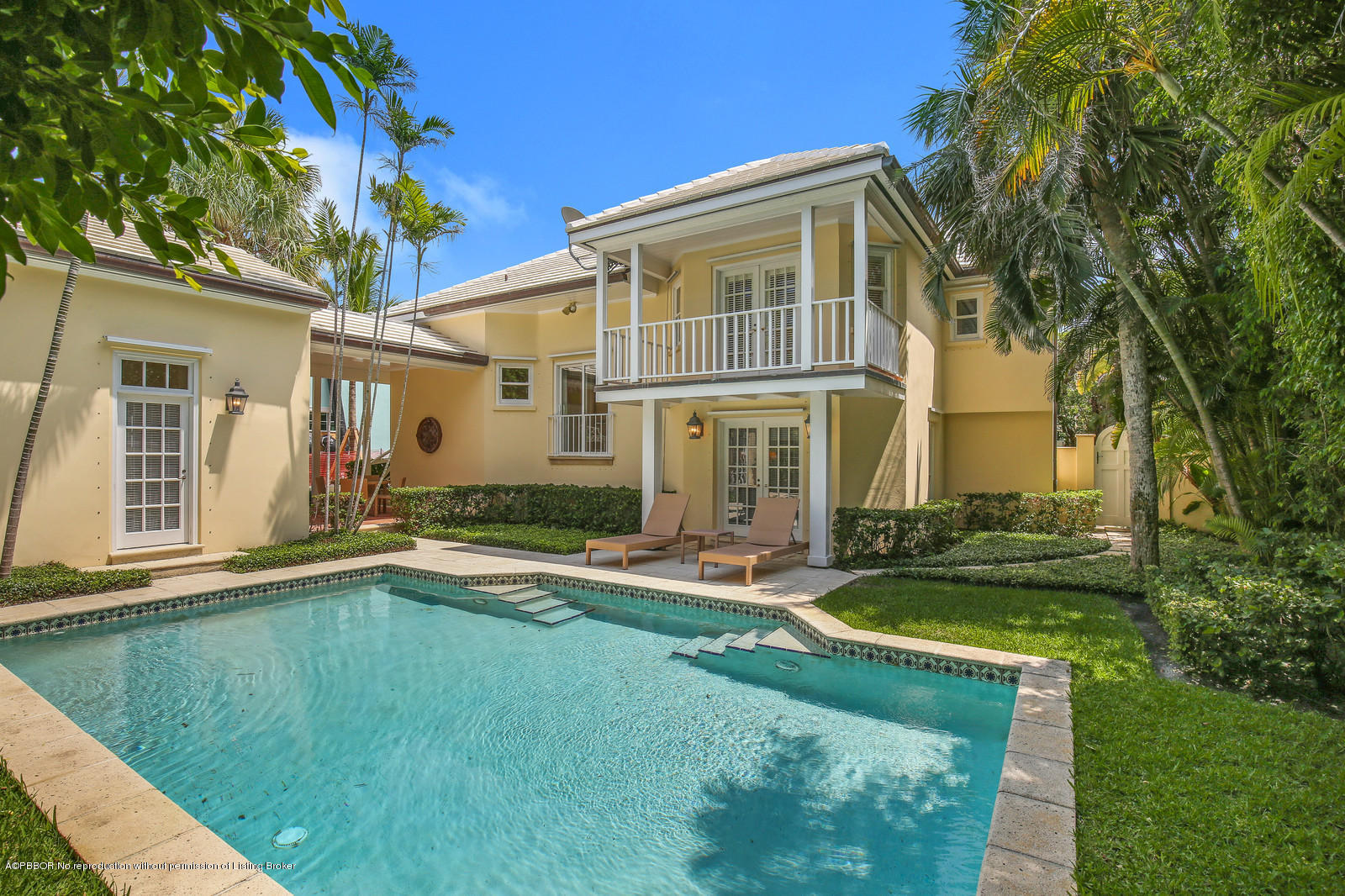 133 Gulfstream Road Palm Beach, FL 33480 - Photo 19 of 20 a front view of a house with a yard
