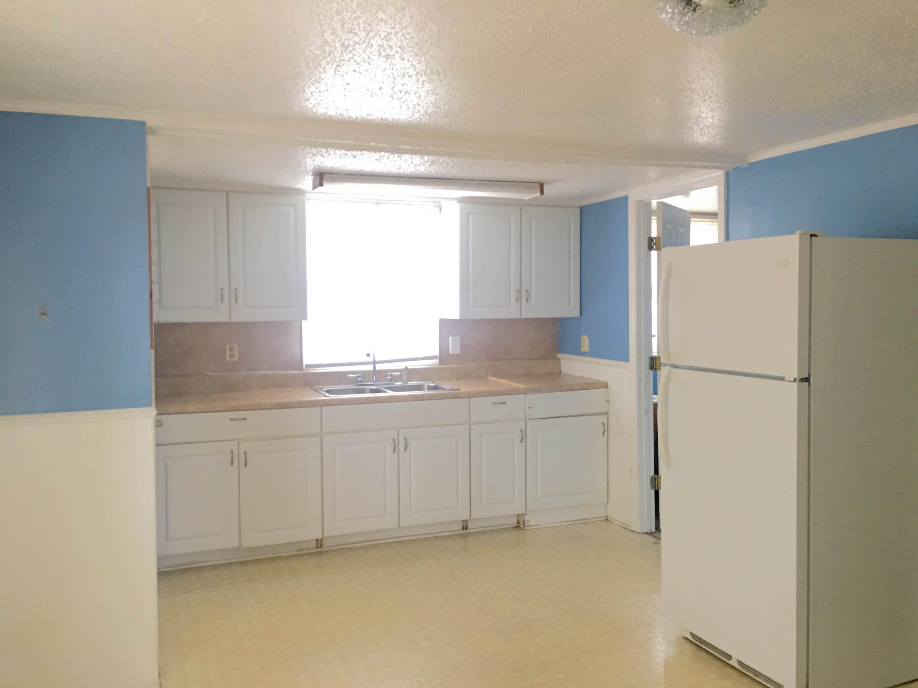 220 R Robert Sands Road Aberdeen, NC 28315 - Photo 12 of 16 220 R. Sands Rd.-11