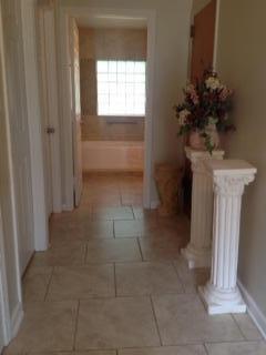 3155 Derby Road Columbus, OH 43221 - Photo 12 of 27
