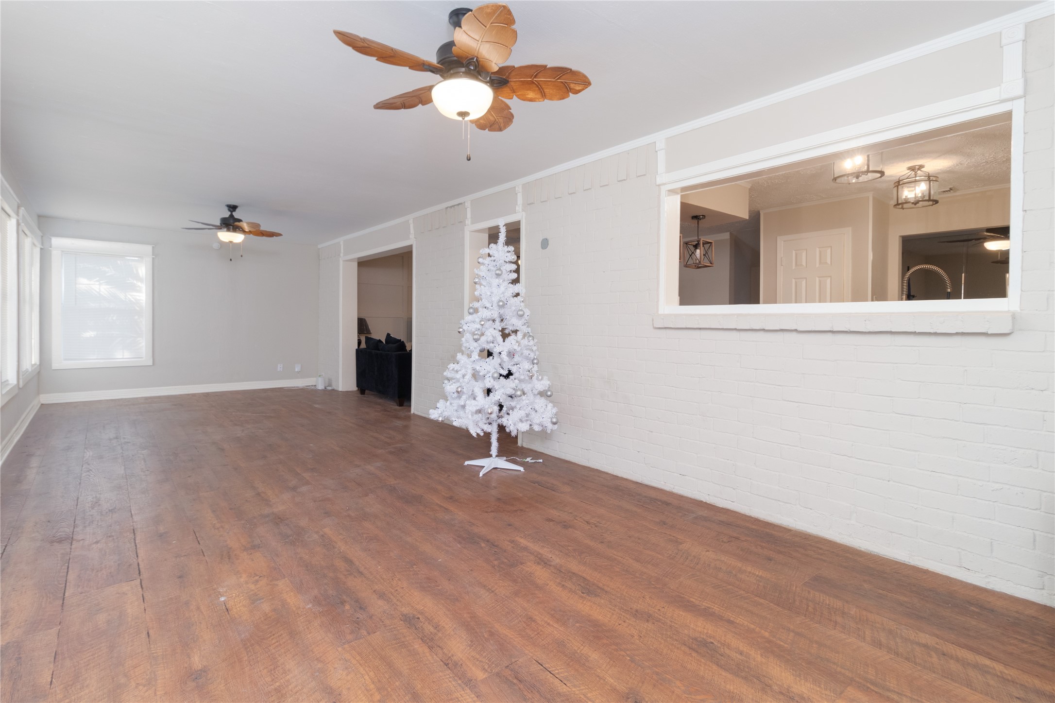 4406 Rosegate Drive Spring, TX 77373 - Photo 9 of 32 Flex space off of living room