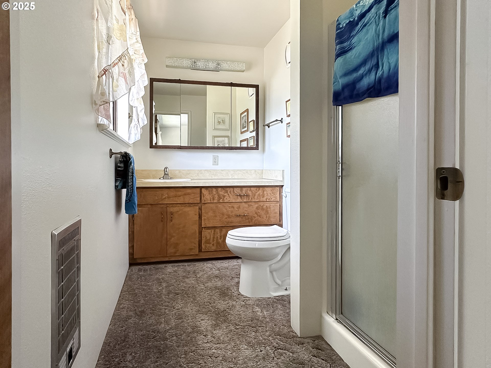 15950 Oceanview Drive Brookings, OR 97415 - Photo 19 of 38 Bedroom