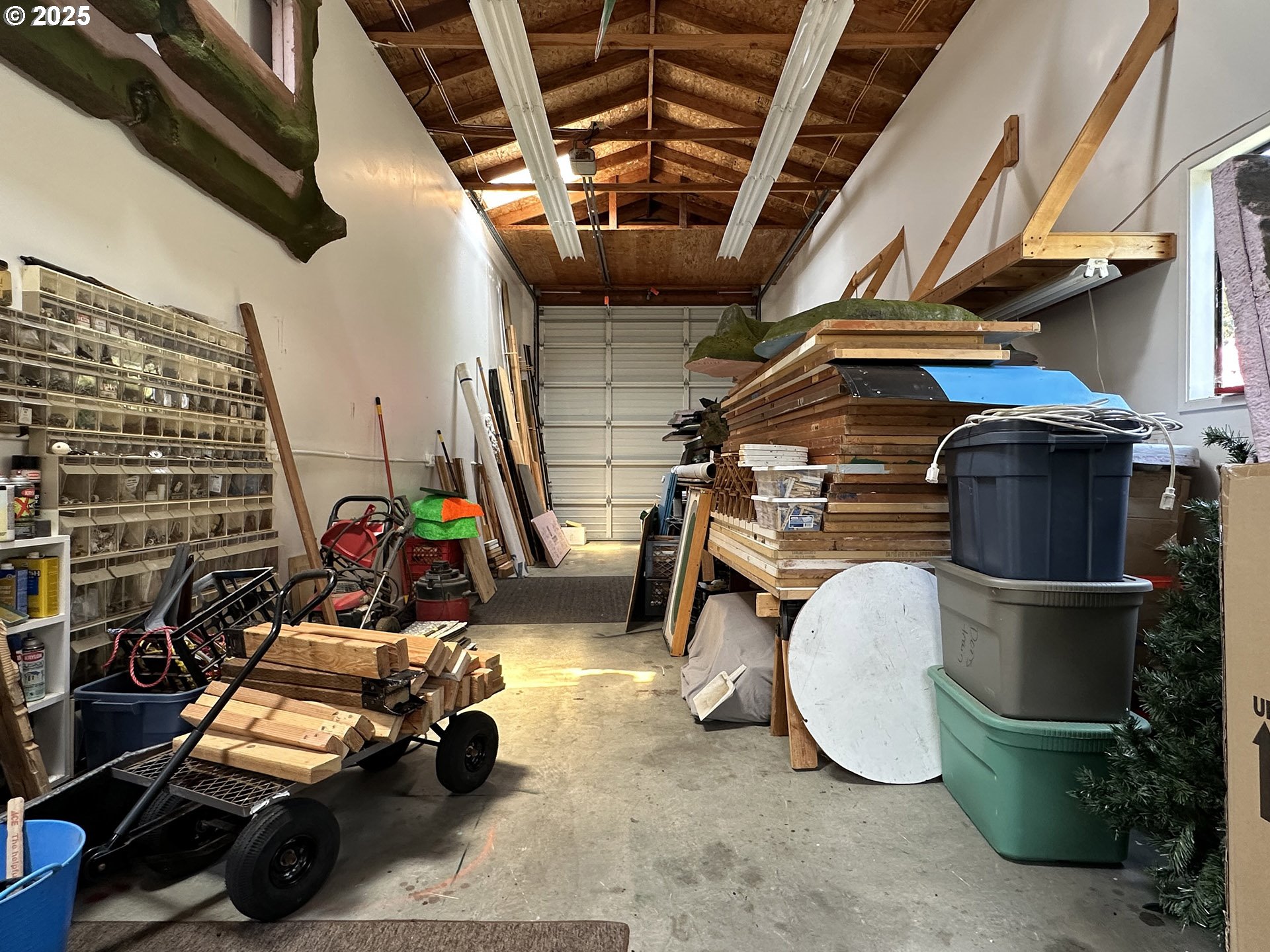 15950 Oceanview Drive Brookings, OR 97415 - Photo 22 of 38 Bedroom, Primary