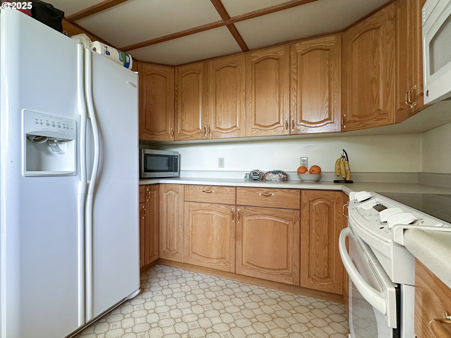 15950 Oceanview Drive Brookings, OR 97415 - Photo 8 of 38 Den/Office