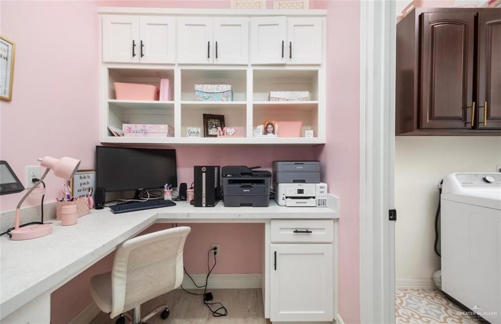 22303 Uresti Road Edinburg, TX 78542 - Photo 18 of 22 Office featuring washer / dryer and built in study area