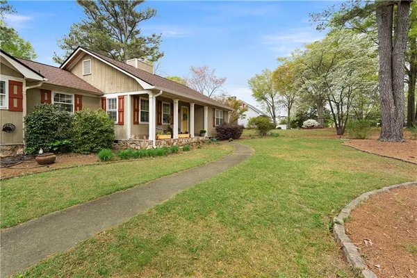 $550,000 | 140 Plymouth Drive, Cartersville, GA 30120