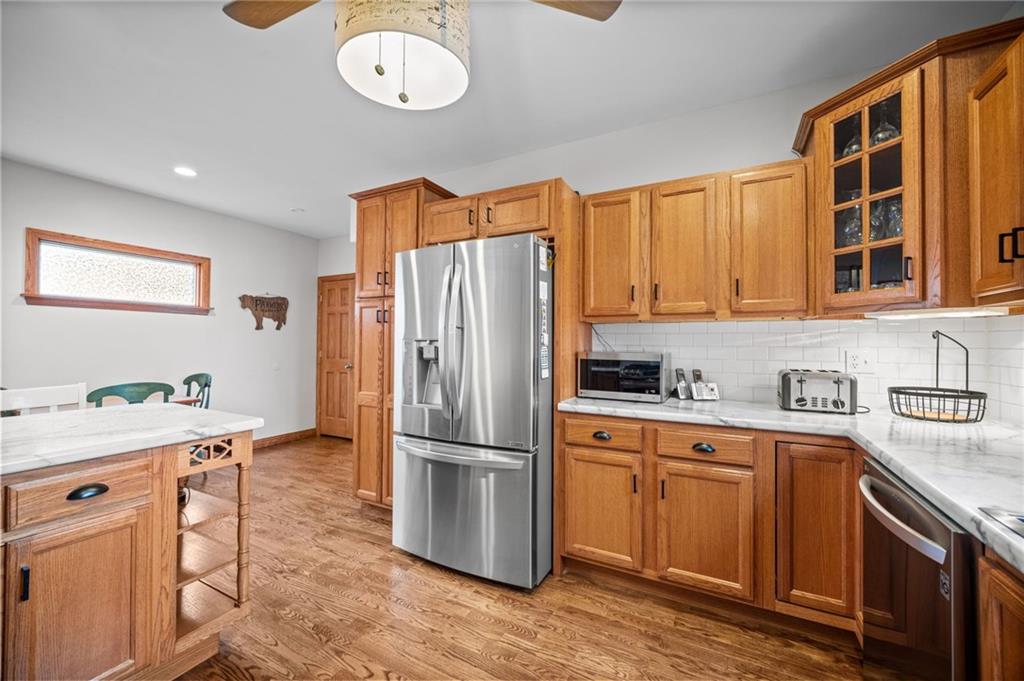 1035 Grove Street Monaca, PA 15061 - Photo 12 of 41