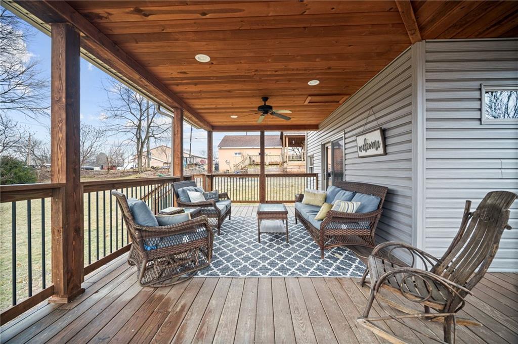 1035 Grove Street Monaca, PA 15061 - Photo 18 of 41