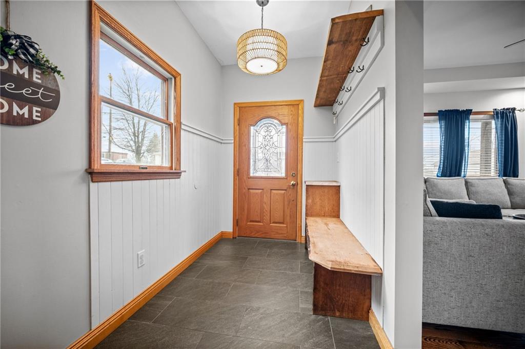 1035 Grove Street Monaca, PA 15061 - Photo 4 of 41