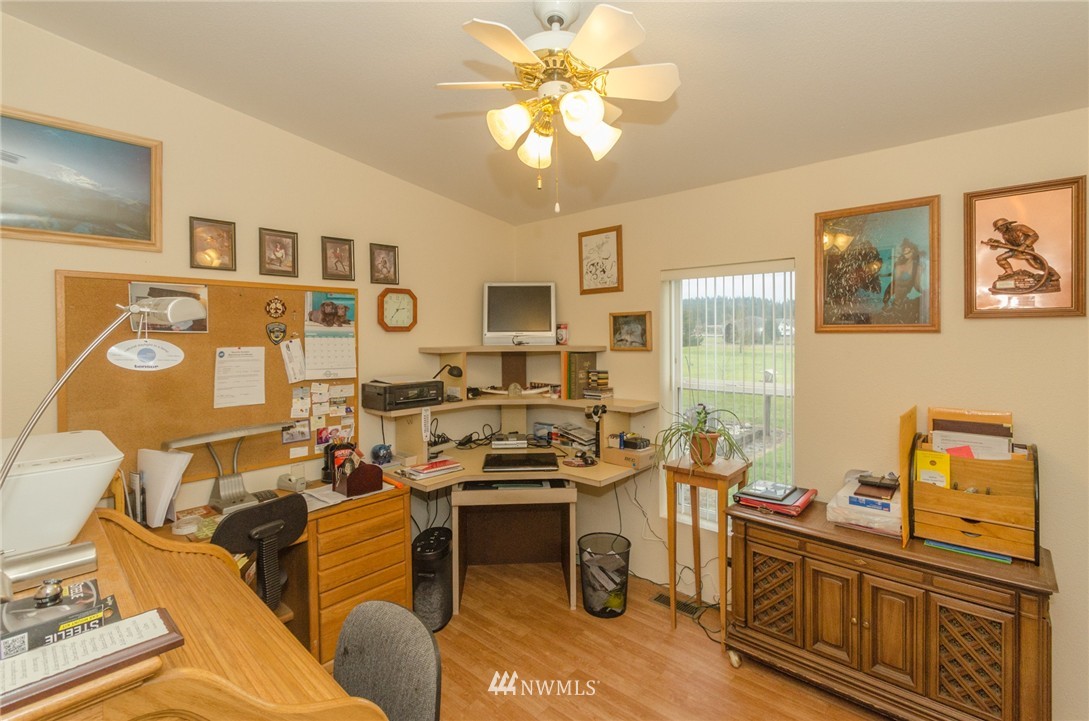 135 Faun Rae Lane Chehalis, WA 98532 - Photo 11 of 20