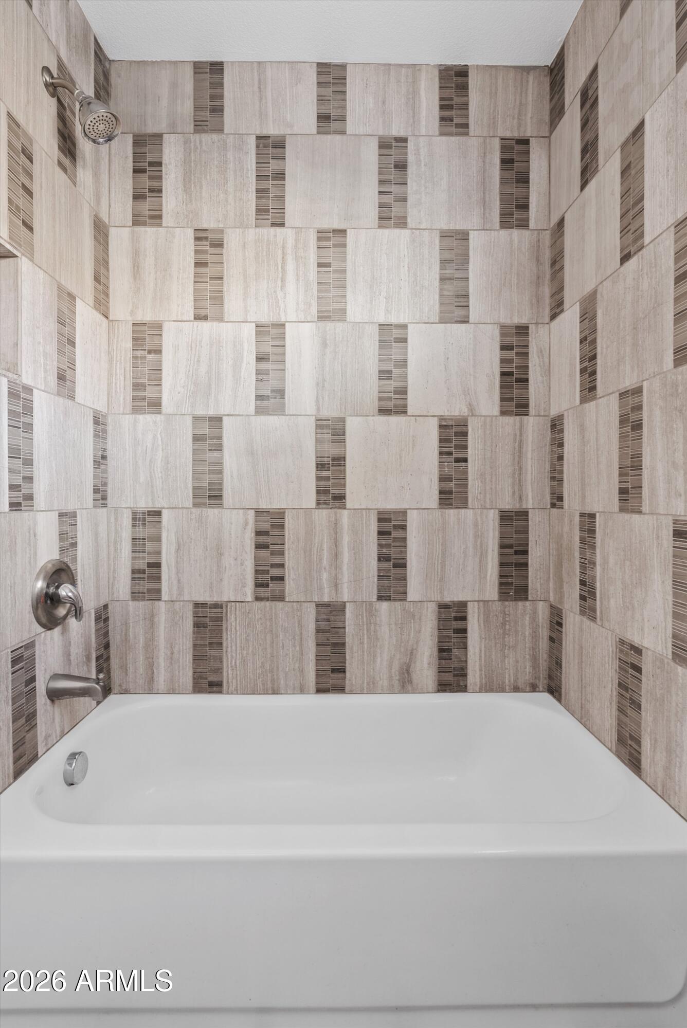 870 West Page Avenue Gilbert, AZ 85233 - Photo 15 of 29 16-DSC08265