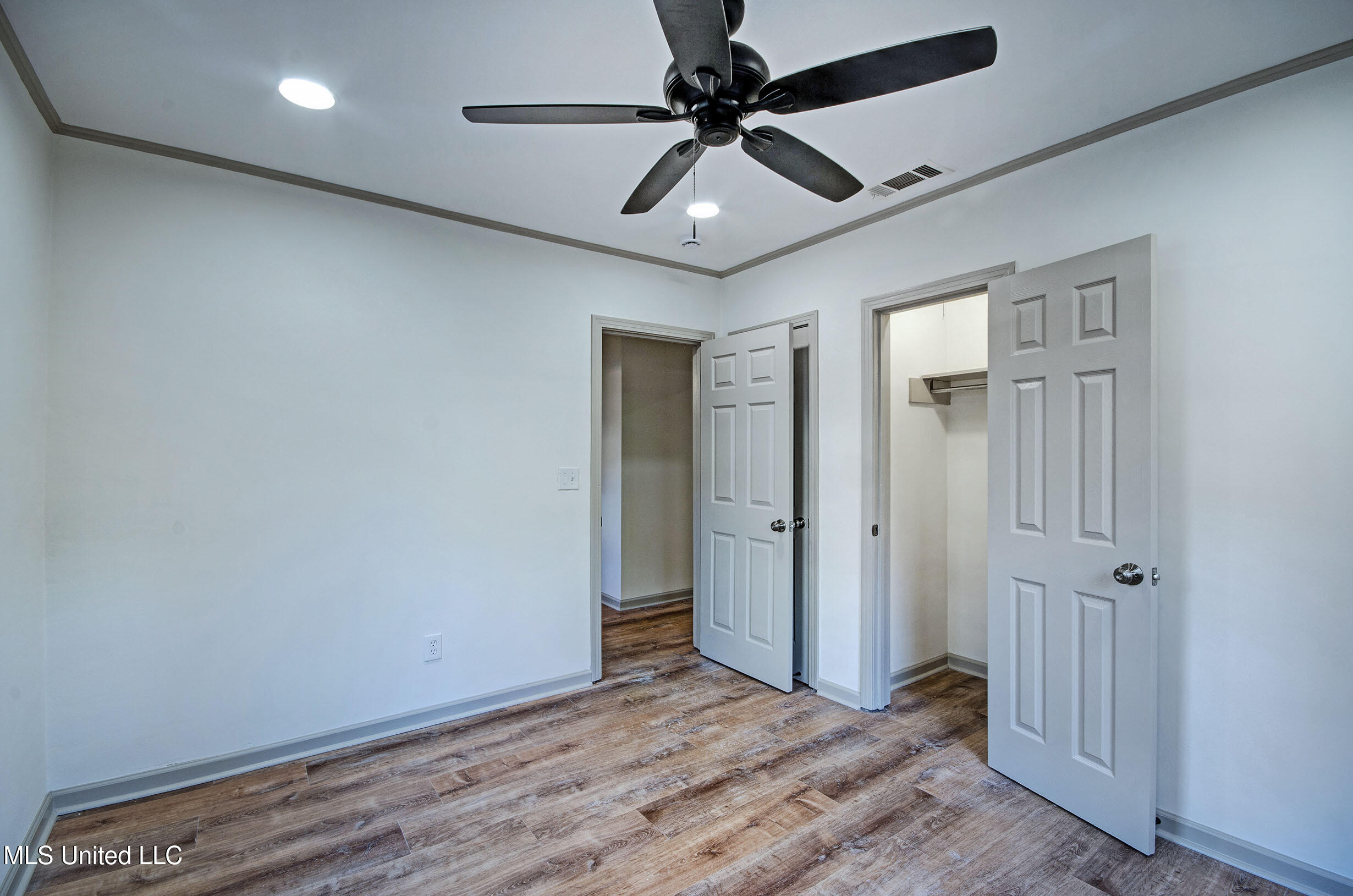 526 East Jasper Street Brandon, MS 39042 - Photo 11 of 26 IMGP7851_2_3