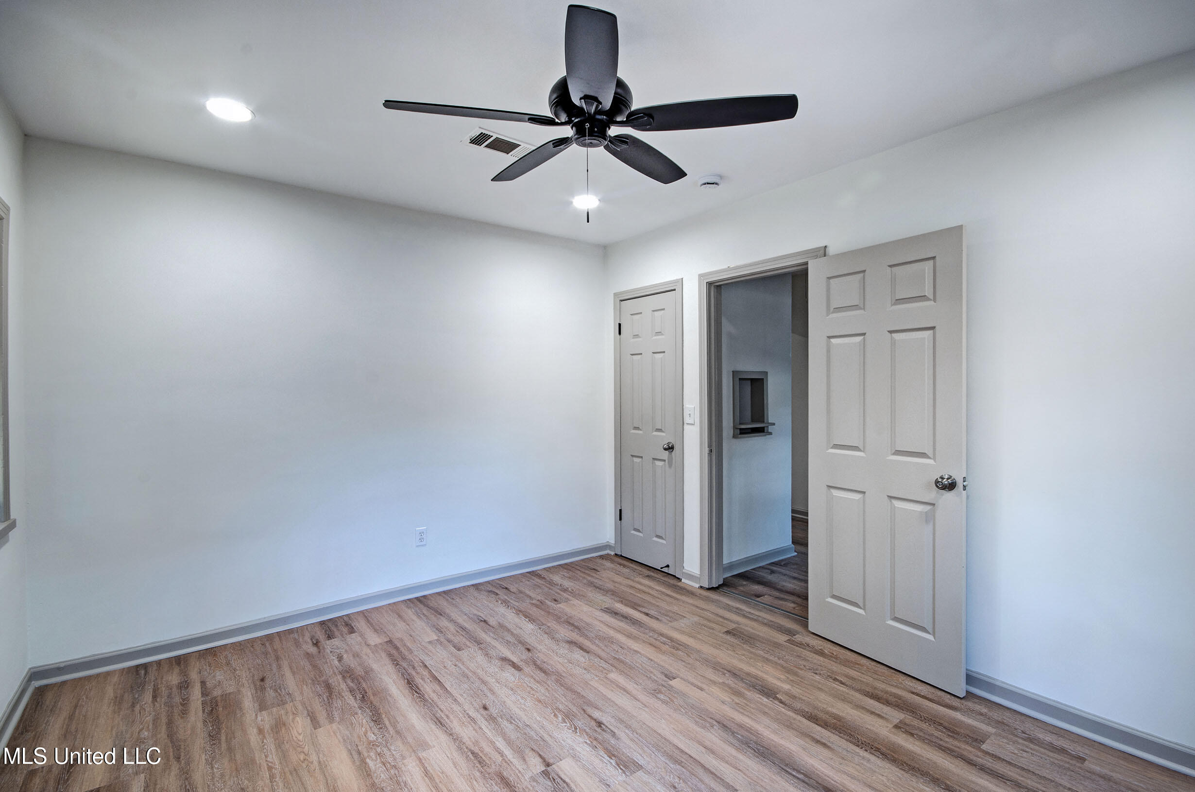 526 East Jasper Street Brandon, MS 39042 - Photo 14 of 26 IMGP7860_1_2