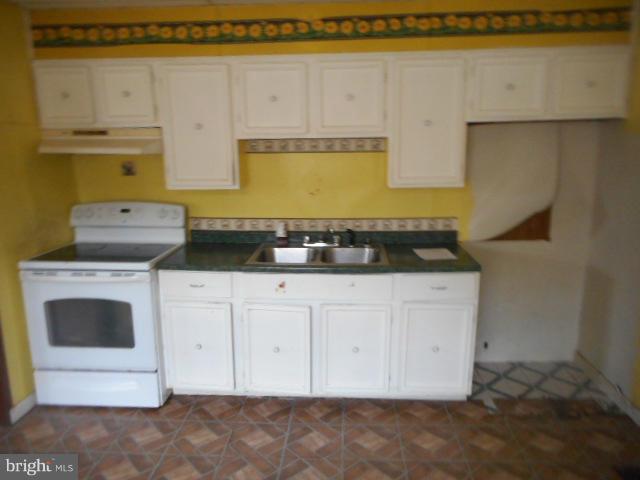 13112 Choptank Road Baltimore, MD 21220 - Photo 4 of 24 Kitchen