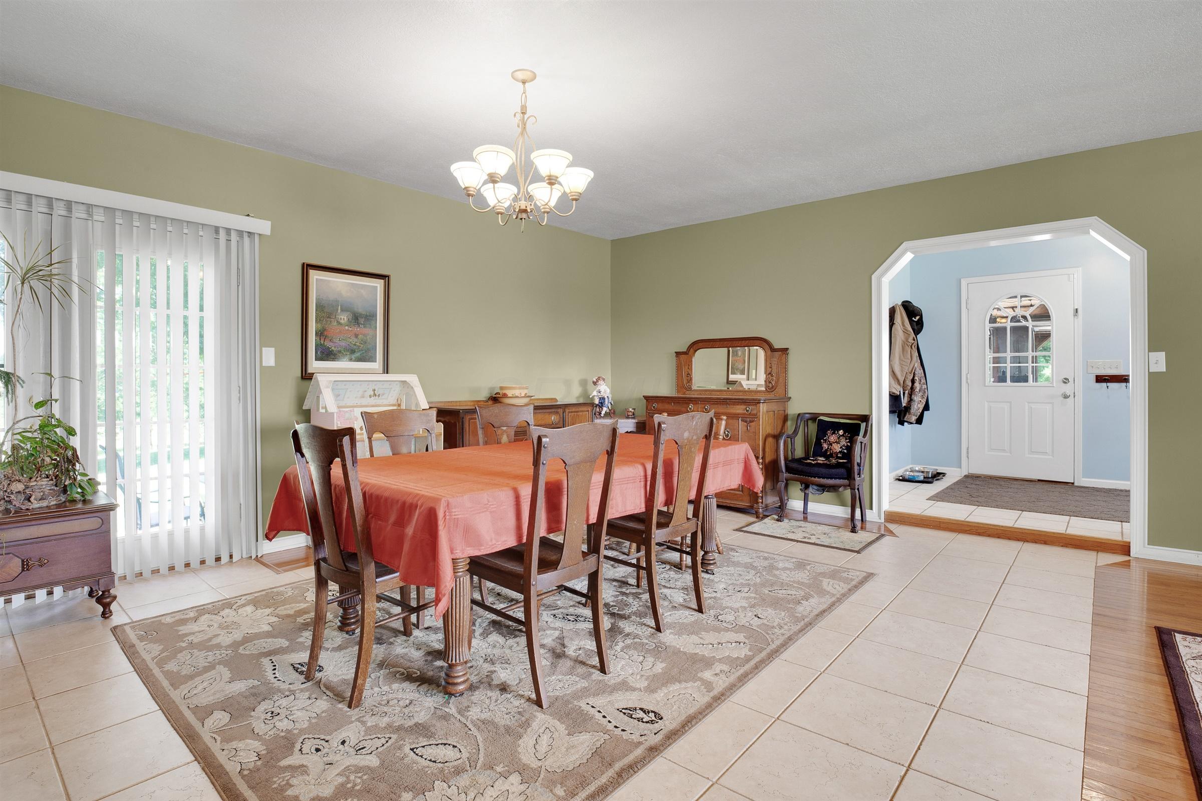1330 Ginder Road Northwest Lancaster, OH 43130 - Photo 14 of 47 Gallery Image 14