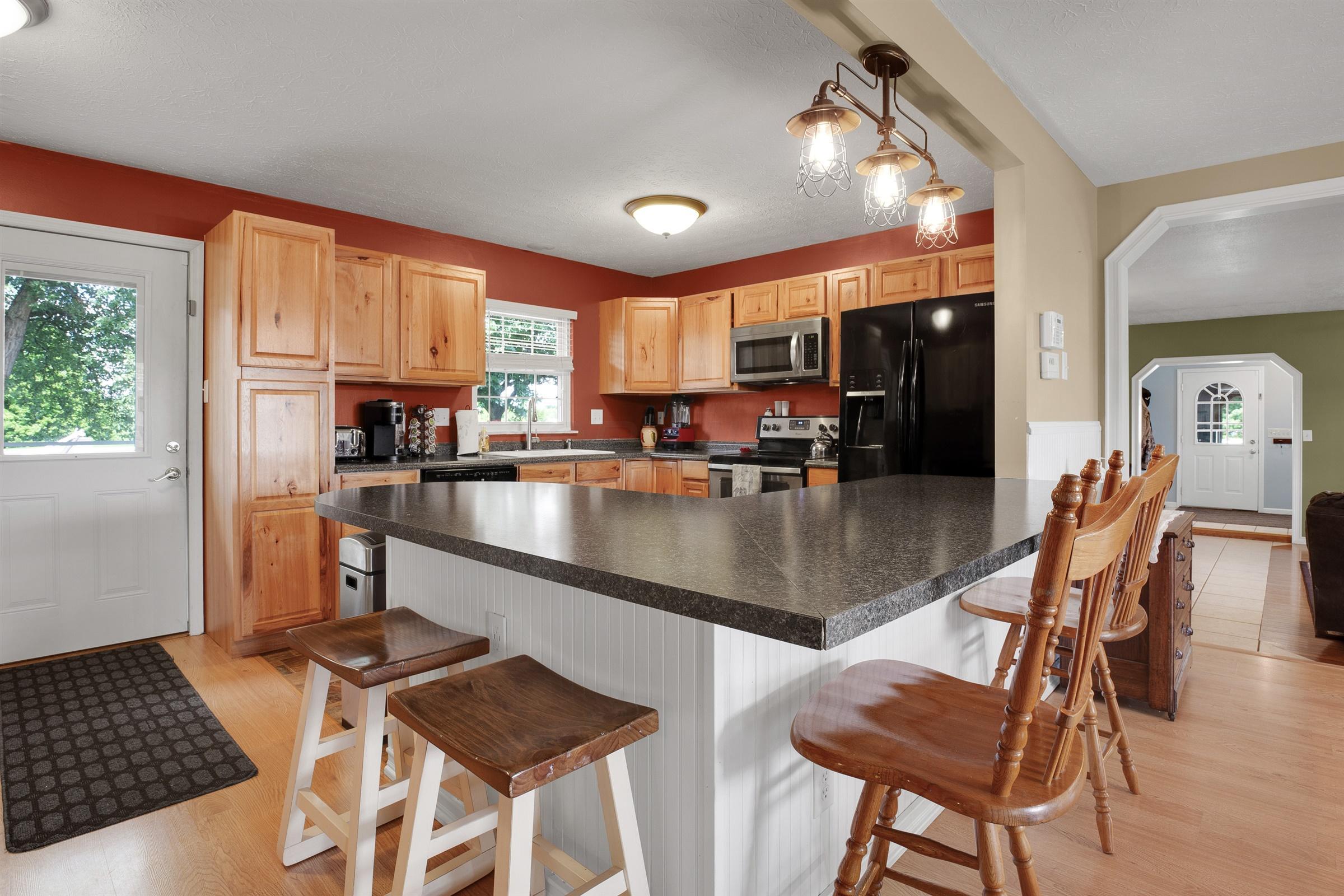 1330 Ginder Road Northwest Lancaster, OH 43130 - Photo 15 of 47 Gallery Image 15
