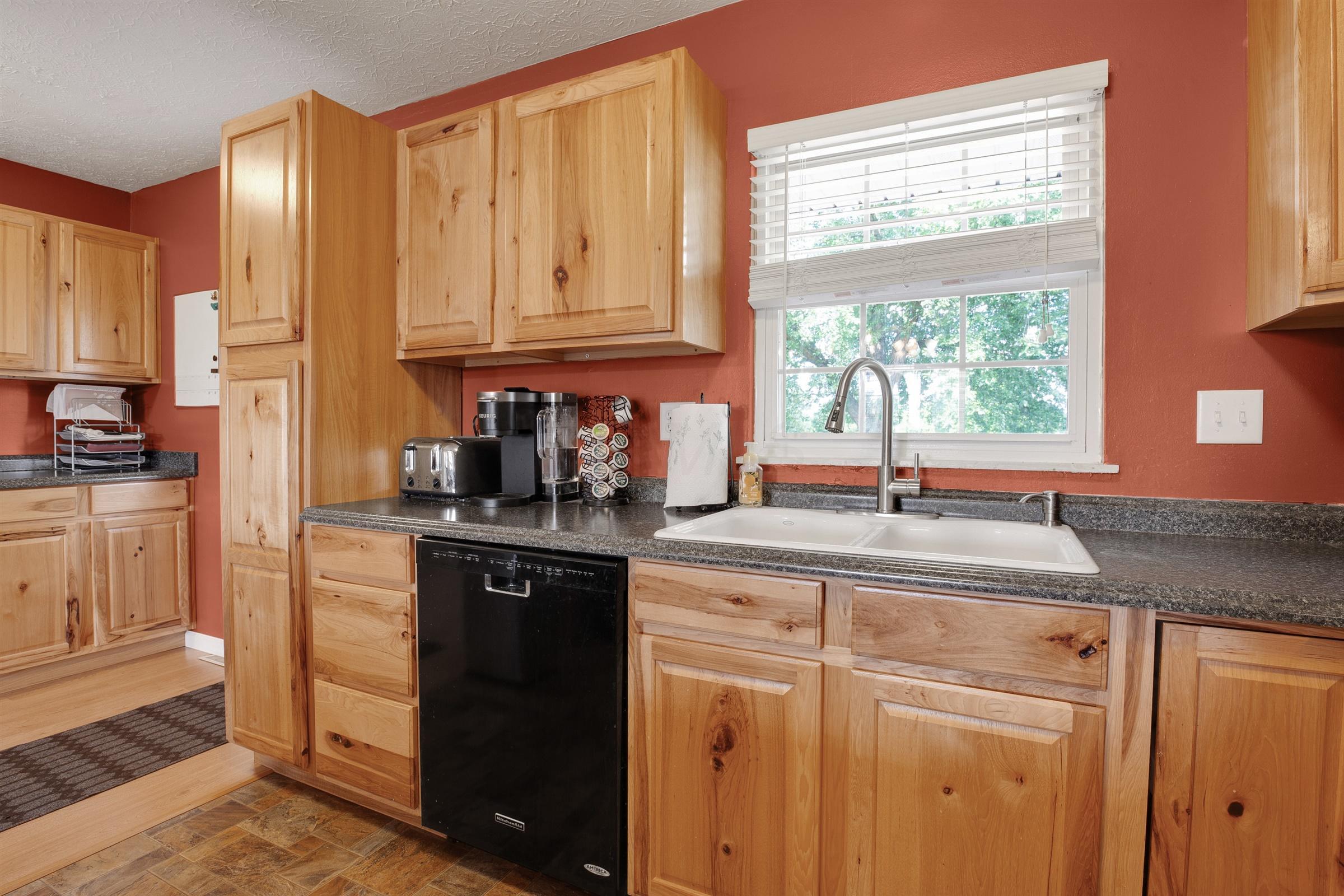 1330 Ginder Road Northwest Lancaster, OH 43130 - Photo 19 of 47 Gallery Image 19