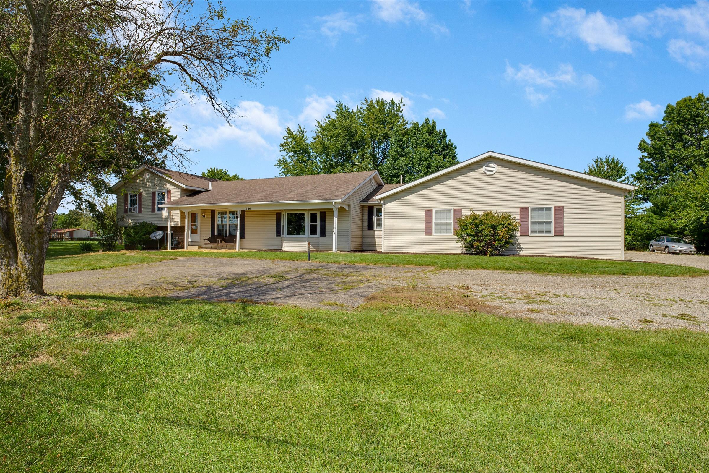 1330 Ginder Road Northwest Lancaster, OH 43130 - Photo 6 of 47 Gallery Image 6