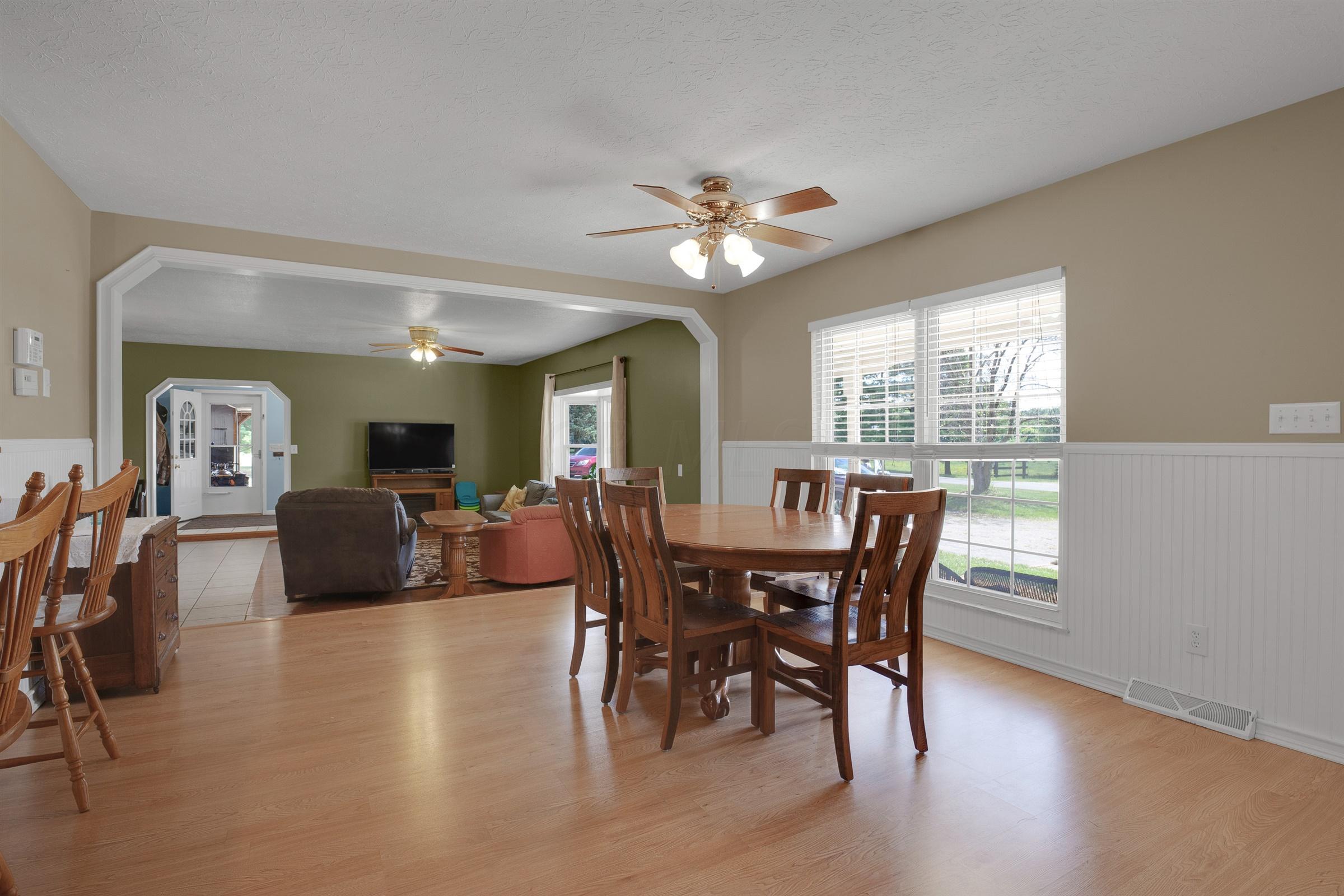 1330 Ginder Road Northwest Lancaster, OH 43130 - Photo 9 of 47 Gallery Image 9