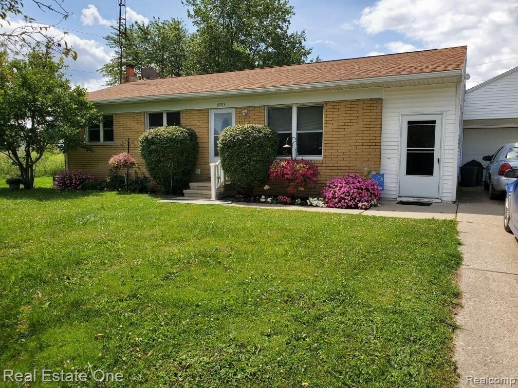 5203 Meadowlawn Road Fowlerville, MI 48836 - Photo 1 of 1 Meadowlawn pic.jpg
