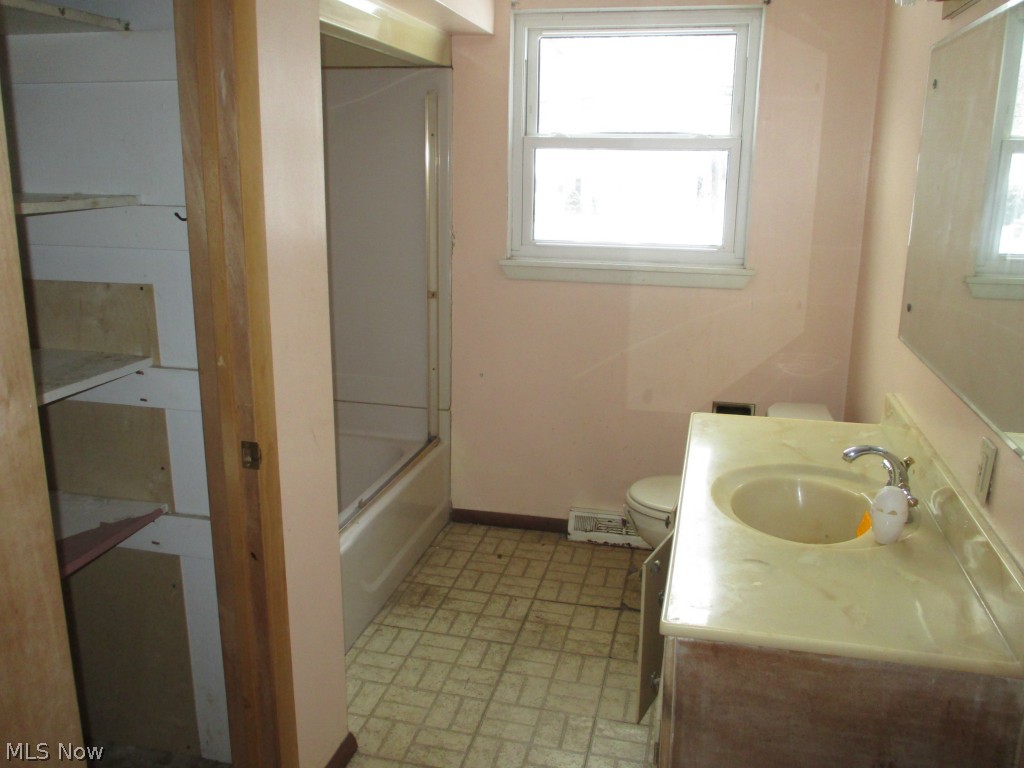 8035 Bellflower Road Mentor, OH 44060 - Photo 7 of 10 Gallery Image 7
