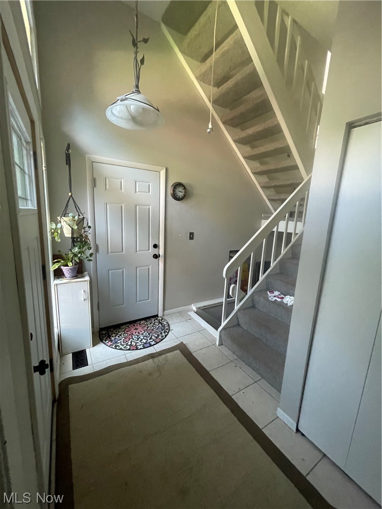 2408 Call Road, Unit 2B Stow, OH 44224 - Photo 11 of 32 View of tiled foyer