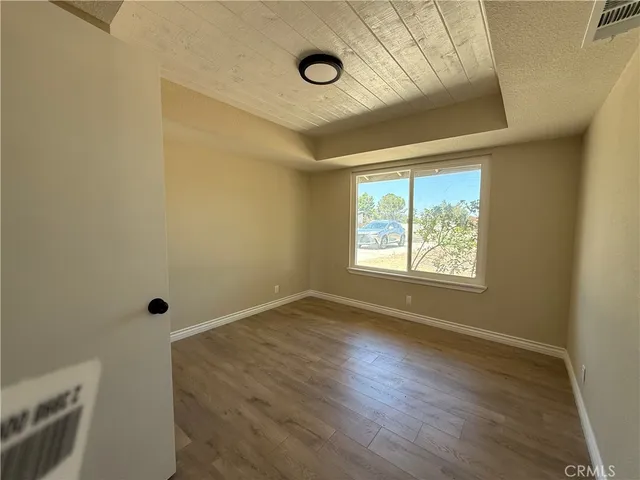 $449,000 | 20219 Osseo Road, Apple Valley, CA 92308