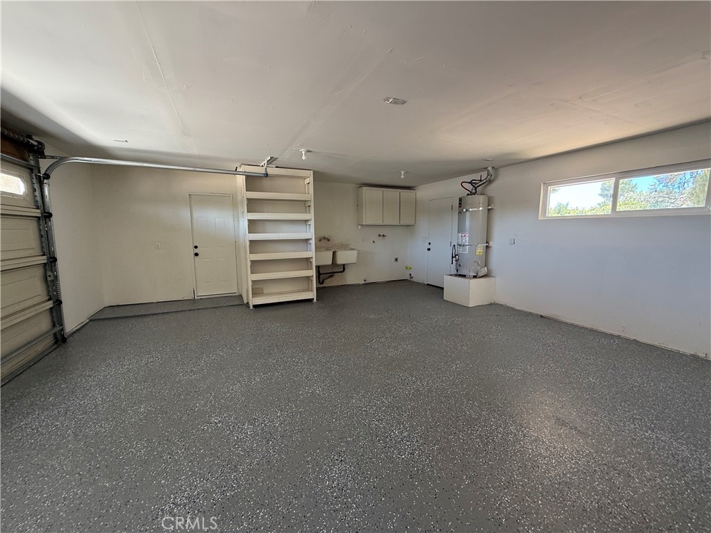 20219 Osseo Road Apple Valley, CA 92308 - Photo 25 of 43