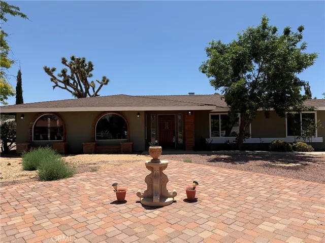 $449,000 | 20219 Osseo Road, Apple Valley, CA 92308