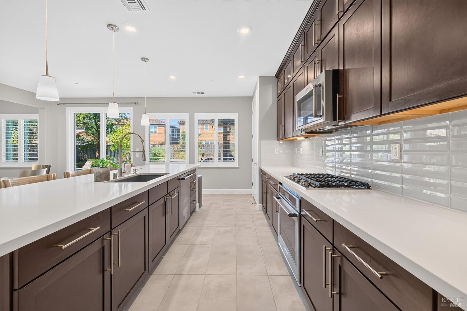 1818 Kyle Place Rohnert Park, CA 94928 - Photo 8 of 49 Gallery Image 8