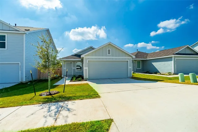 $1,900 | 2509 Willkomen Way, Pflugerville, TX 78660