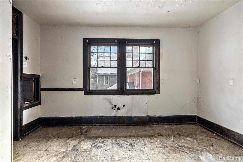 3000 Field Street Detroit, MI 48214 - Photo 28 of 77
