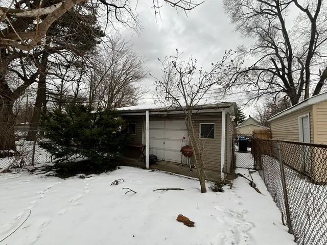 $115,000 | 335 West 106th Place, Chicago, IL 60628