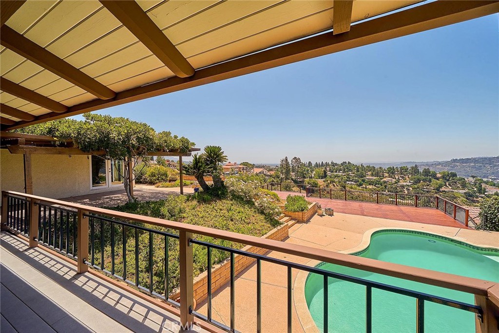 416 Meadowview Drive La Canada Flintridge, CA 91011 - Photo 24 of 35 a view of a balcony with city view
