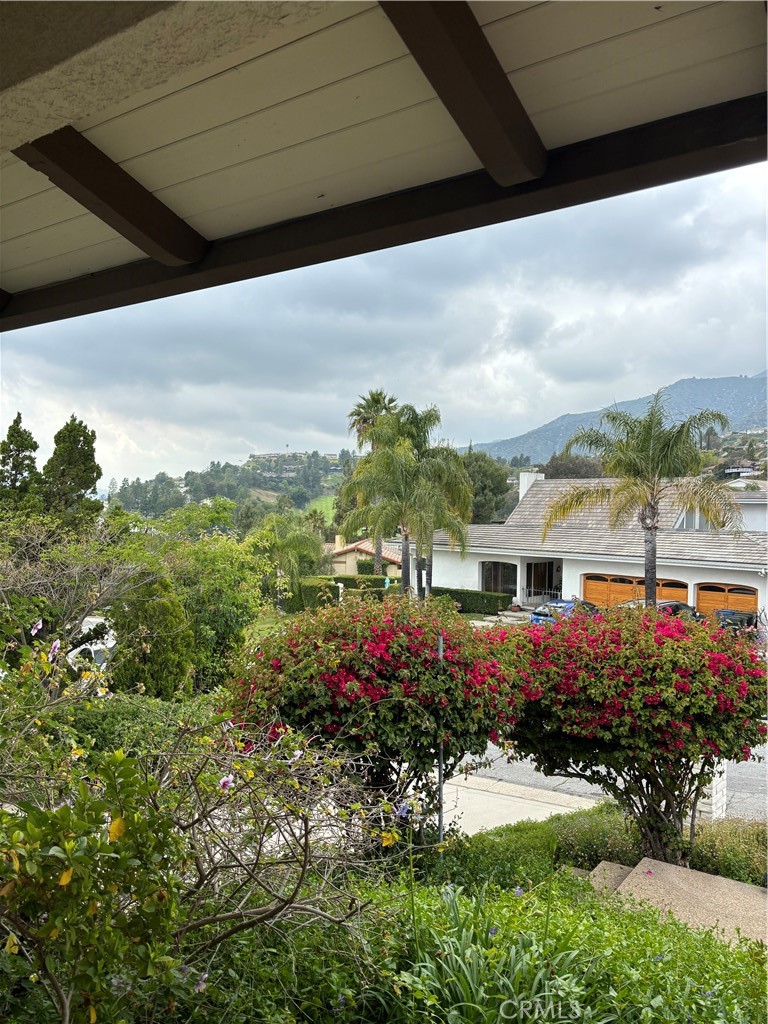 416 Meadowview Drive La Canada Flintridge, CA 91011 - Photo 3 of 35 a view of a house with a yard and garden