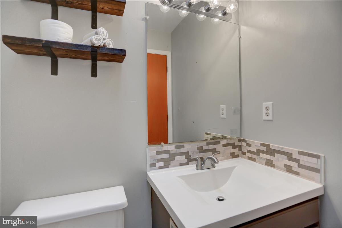 326 Sunset Road Orrtanna, PA 17353 - Photo 14 of 29 Gallery Image 14