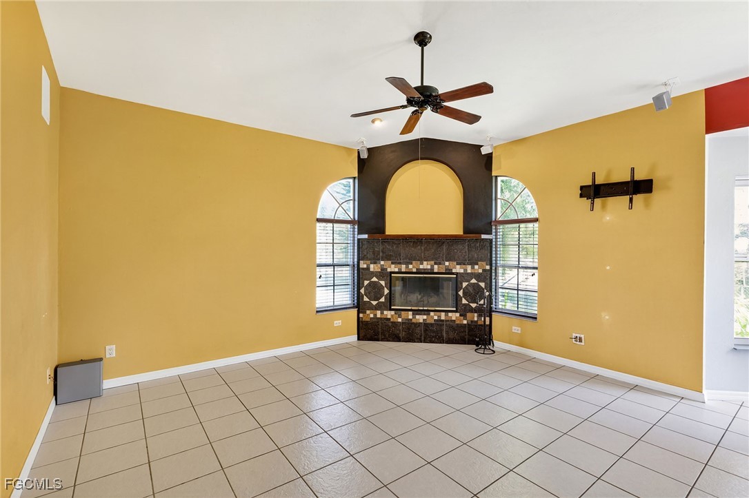 1069 Joponica Avenue South Lehigh Acres, FL 33974 - Photo 14 of 50