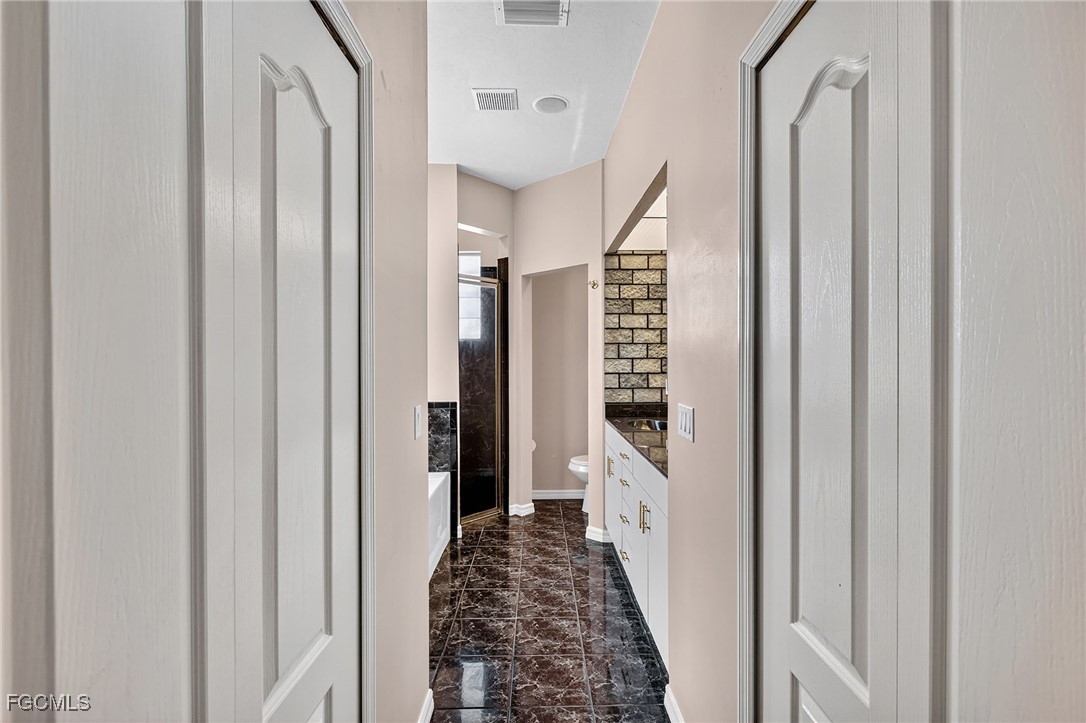 1069 Joponica Avenue South Lehigh Acres, FL 33974 - Photo 20 of 50