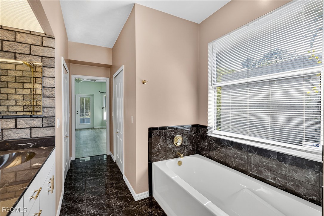 1069 Joponica Avenue South Lehigh Acres, FL 33974 - Photo 22 of 50