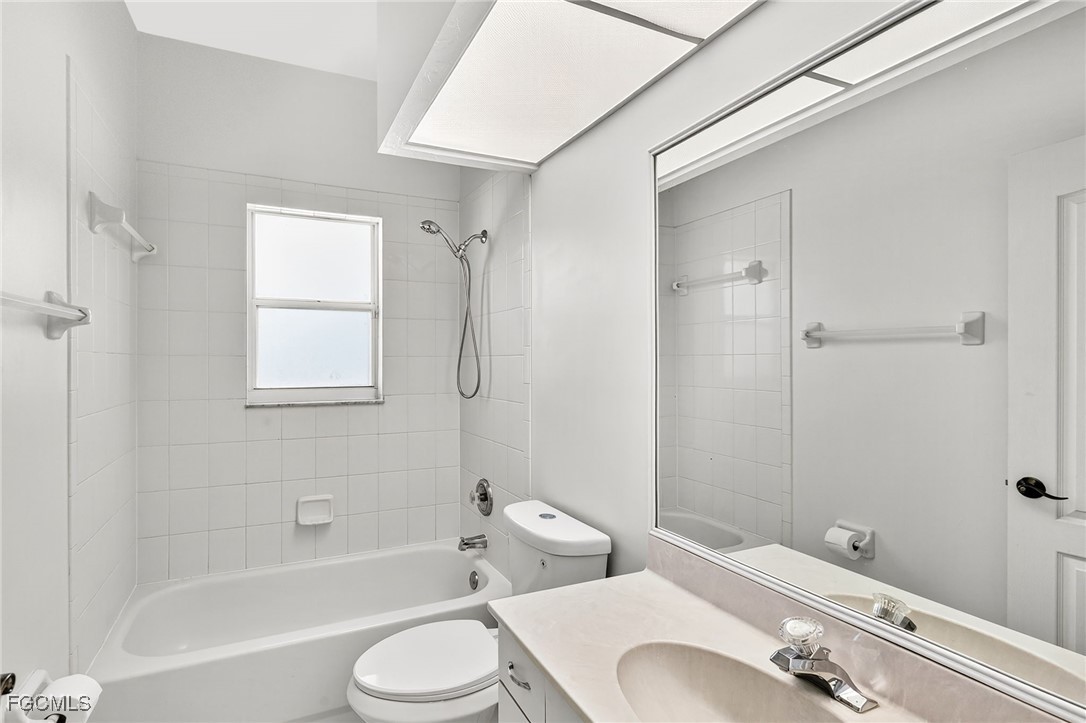 1069 Joponica Avenue South Lehigh Acres, FL 33974 - Photo 28 of 50