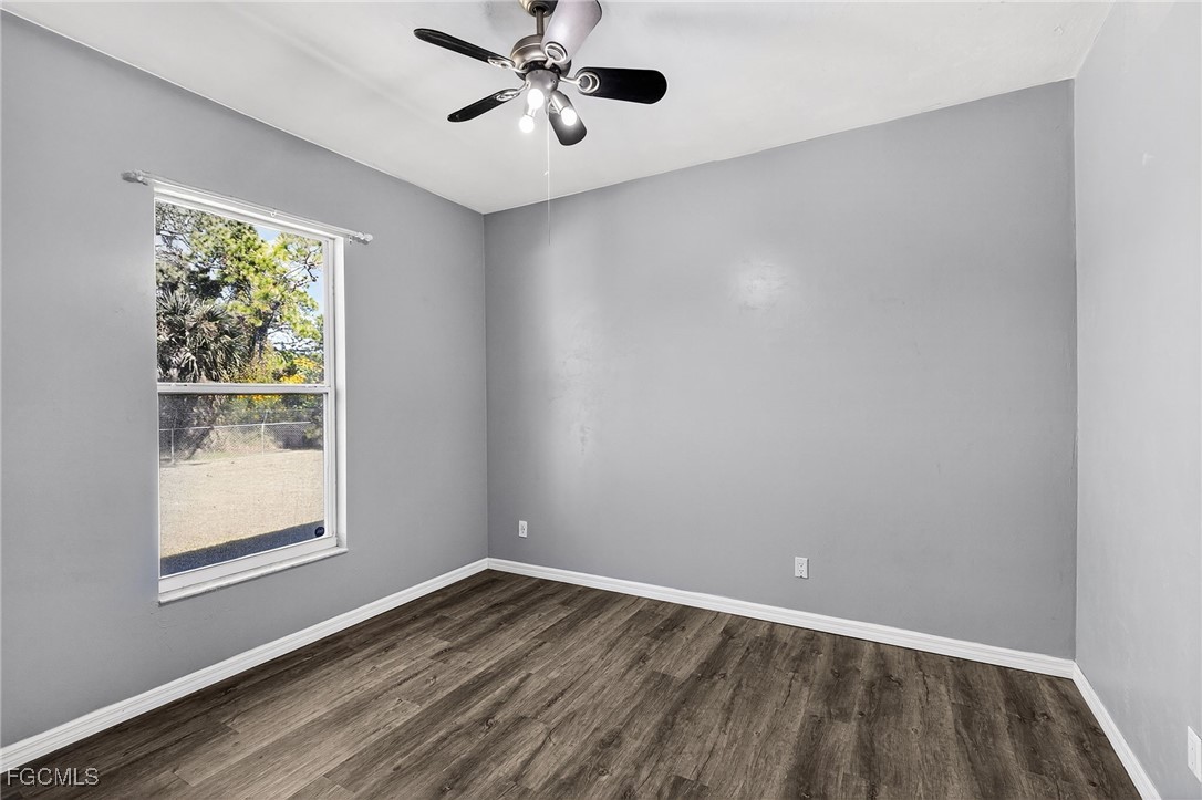 1069 Joponica Avenue South Lehigh Acres, FL 33974 - Photo 29 of 50