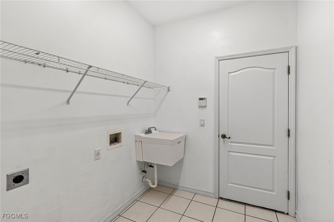 1069 Joponica Avenue South Lehigh Acres, FL 33974 - Photo 31 of 50